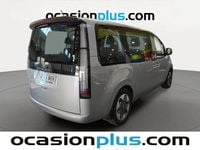 Usado Hyundai Staria 177 CV (130 kW) 2023 Gris Monovolumen