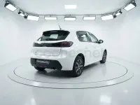 Usado Peugeot 208 Active 100 CV (73 kW) 2023 Blanco Utilitario