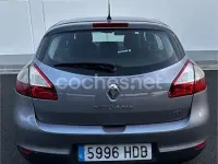 Usado Renault Mégane 110 CV (80 kW) 2011 Gris / plata Berlina