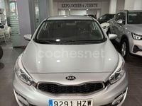 Usado Kia Ceed GT 110 CV (80 kW) 2014 Gris / plata Berlina