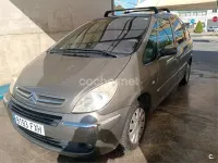 Usado Citroën Xsara Picasso Exclusive 92 CV (67 kW) 2007 Beige Monovolumen