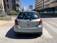 Usado Toyota Yaris 101 CV (74 kW) 2008 Gris / plata Utilitario