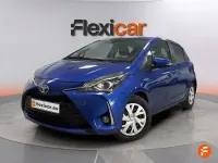 Usado Toyota Yaris Hybrid Active 100 CV (73 kW) 2020 Azul
