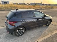 Occasion Hyundai i20 100 ch (73 kW) 2023 Gris Berline