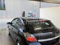 Usado Opel Astra GTC Sport 100 CV (73 kW) 2005 Negro Berlina