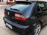 Usado Seat Leon Sport 150 CV (110 kW) 2004 Negro Utilitario