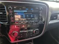 Usado Mitsubishi Outlander Motion 150 CV (110 kW) 2017 Gris / plata SUV