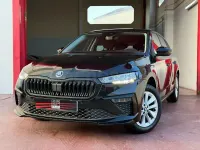 Usado Skoda Scala 115 CV (84 kW) 2025 Negro Utilitario