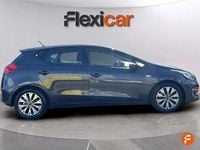 Usado Kia Ceed GT 90 CV (66 kW) 2018 Gris Berlina