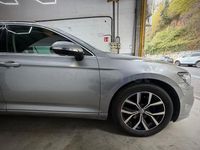 Usado VW Passat Executive 150 CV (110 kW) 2020 Gris / plata Familiar