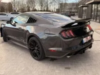 Usado Ford Mustang Fastback 290 CV (213 kW) 2018 Gris Coupe