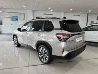 Nuevo Subaru Forester 152 CV (111 kW) 2026 Beige SUV