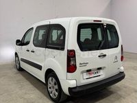 Usado Citroën Berlingo Feel 100 CV (73 kW) 2016 Blanco Monovolumen