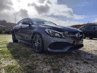 Usado Mercedes CLA200 Shooting Brake 150 CV (110 kW) 2019 Gris / plata Familiar