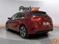 Usado Kia Ceed 136 CV (100 kW) 2021 Rojo Utilitario