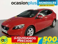 Usado Volvo V40 Kinetic 115 CV (84 kW) 2012 Rojo Utilitario