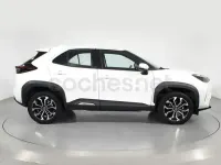 Usado Toyota Yaris Cross Active 116 CV (85 kW) 2022 Blanco SUV