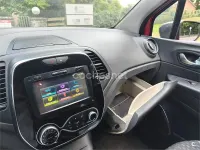 Usado Renault Captur Zen 90 CV (66 kW) 2017 Rojo SUV