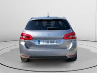 Usado Peugeot 308 SW Allure 130 CV (95 kW) 2018 Gris / plata Familiar