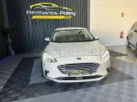 Usado Ford Focus Trend 120 CV (88 kW) 2022 Beige Berlina
