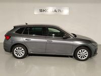 Usado Skoda Scala Selection 115 CV (84 kW) 2025 Gris Utilitario