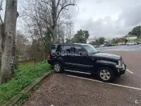 Usado Jeep Cherokee Sport 177 CV (130 kW) 2008 Negro SUV