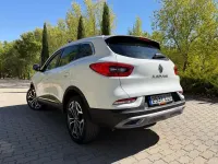 Usado Renault Kadjar Techno 140 CV (102 kW) 2022 Blanco SUV