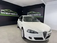 Usado Alfa Romeo 147 Distinctive 105 CV (77 kW) 2005 Blanco Utilitario