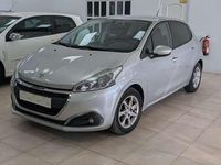 Usado Peugeot 208 Allure 82 CV (60 kW) 2016 Gris Utilitario