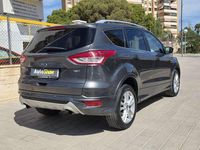 Usado Ford Kuga ST-Line 182 CV (133 kW) 2016 Gris SUV