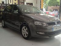 Usado VW Polo Advance 90 CV (66 kW) 2013 Gris / plata Utilitario