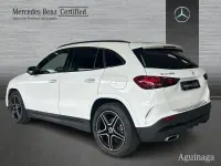 Usado Mercedes GLA200 163 CV (119 kW) 2024 Blanco polar SUV