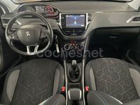 Usado Peugeot 2008 Allure 110 CV (80 kW) 2018 Blanco SUV