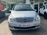 Usado Mercedes B200 140 CV (102 kW) 2008 Gris / plata Monovolumen