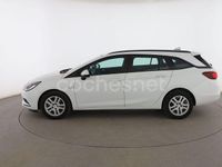 Usado Opel Astra Selective 110 CV (80 kW) 2016 Blanco Familiar