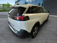 Usado Peugeot 5008 Allure 131 CV (96 kW) 2021 Blanco SUV
