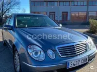 Usado Mercedes E270 Elegance 177 CV (130 kW) 2004 Azul Berlina