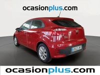 Usado Kia Rio 84 CV (61 kW) 2017 Rojo