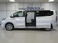 Usado Ford Tourneo Titanium X 170 CV (125 kW) 2025 Gris Monovolumen