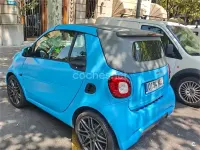 Usado Smart ForTwo Cabrio 90 CV (66 kW) 2017 Azul Descapotable