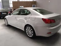 Usado Lexus IS220d Luxury Line 177 CV (130 kW) 2008 Gris / plata Berlina