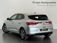 Usado Renault Mégane IV Zen 115 CV (84 kW) 2021 Gris / plata Berlina