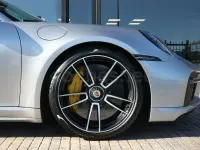 Usado Porsche 911 Turbo S Cabriolet 650 CV (478 kW) 2020 Gris / plata Descapotable
