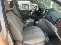 Usado Kia Carnival 185 CV (136 kW) 2011 Gris / plata Monovolumen
