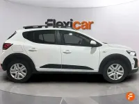 Usado Dacia Sandero Expression 91 CV (66 kW) 2024 Blanco Berlina