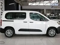 Usado Citroën Berlingo Live 100 CV (73 kW) 2021 Blanco Monovolumen