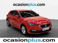 Usado Seat Leon Style 131 CV (96 kW) 2022 Rojo Utilitario