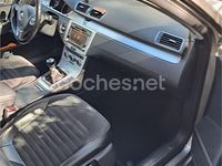 Usado VW Passat Edition 140 CV (102 kW) 2012 Beige Berlina