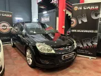 Usado Opel Astra Cosmo 100 CV (73 kW) 2007 Negro Berlina
