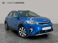 Usado Kia Stonic 100 CV (73 kW) 2024 Azul SUV